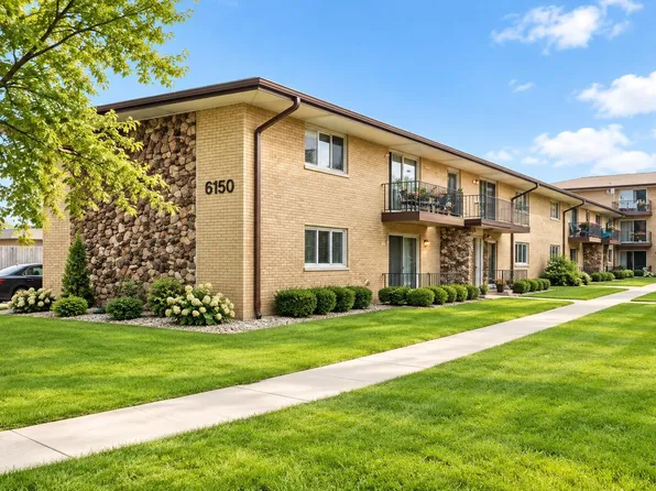 6150 S Kensington Ave #202, Countryside, IL 60525