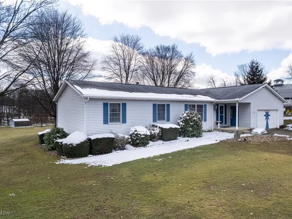 15713 Valley View Rd, Doylestown, OH 44230