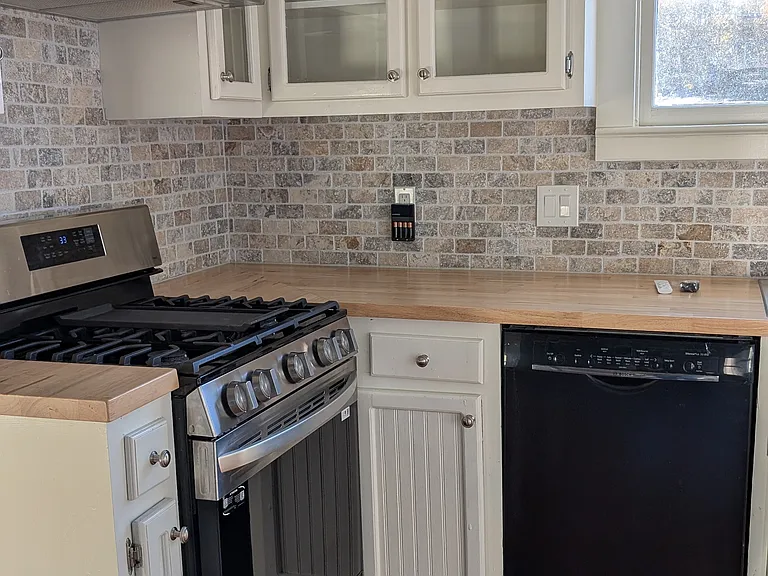 656 Saint Francis St — Photo 27
