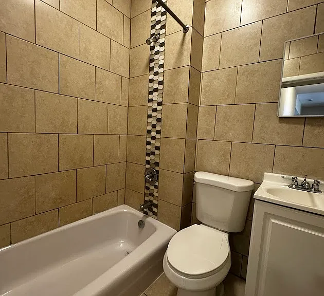 220 Roseville Ave #405 — Photo 7