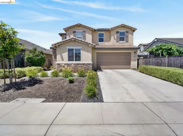 669 Longmont Dr, Oakley, CA 94561