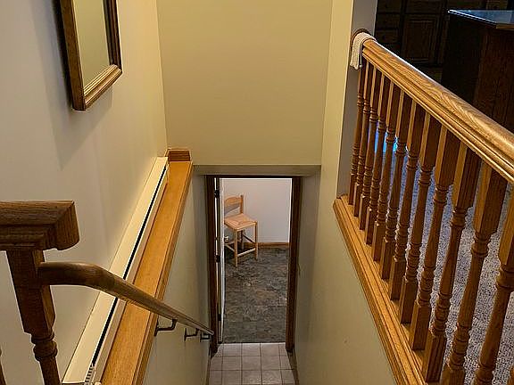 3rd image of 2120 Flame Lake Dr