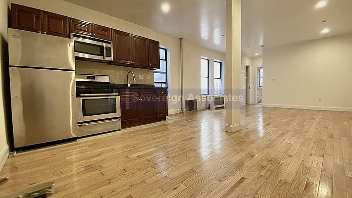 1st image of 639 W 204th St #2A