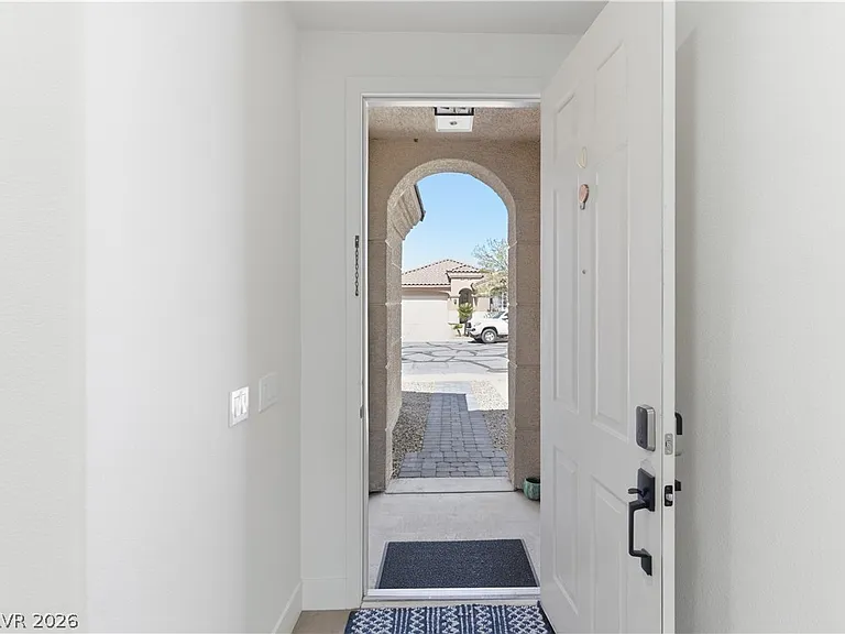 11063 Pegasus Dr — Photo 7