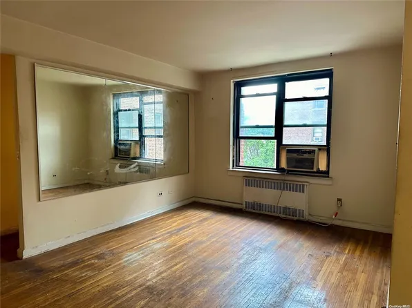 112-30 Northern Boulevard #4C, Corona, NY 11368