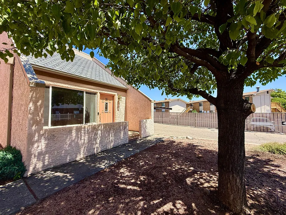 950 Northern Way #26