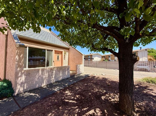 950 Northern Way APT 26