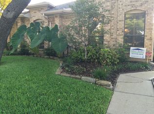 16722 Lauder Ln, Dallas, TX 75248