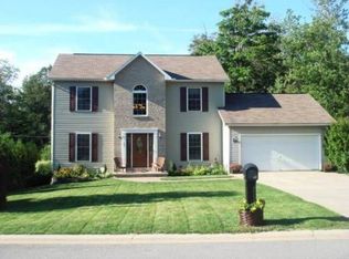 141 Curtis Dr, Johnstown, PA 15904