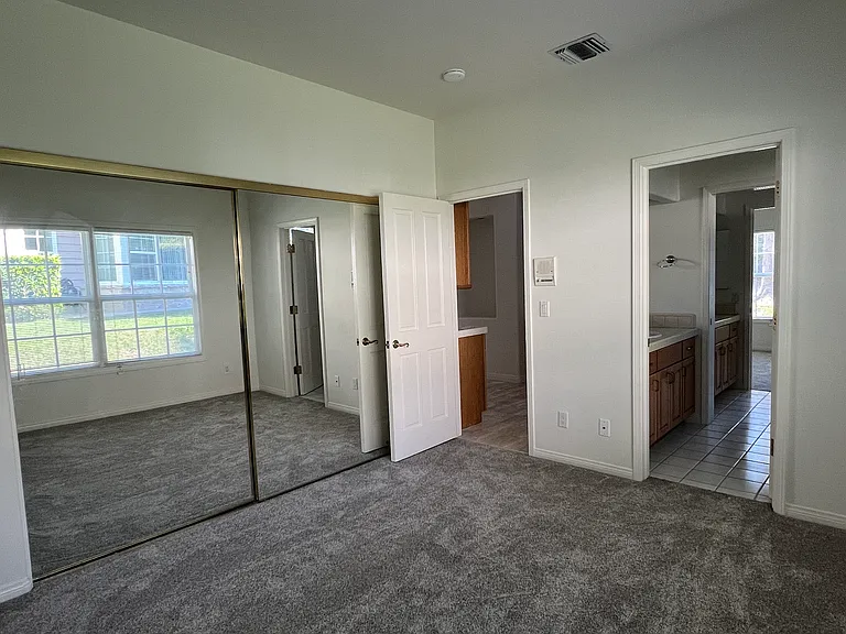 41 Hillcrest Mdws — Photo 31