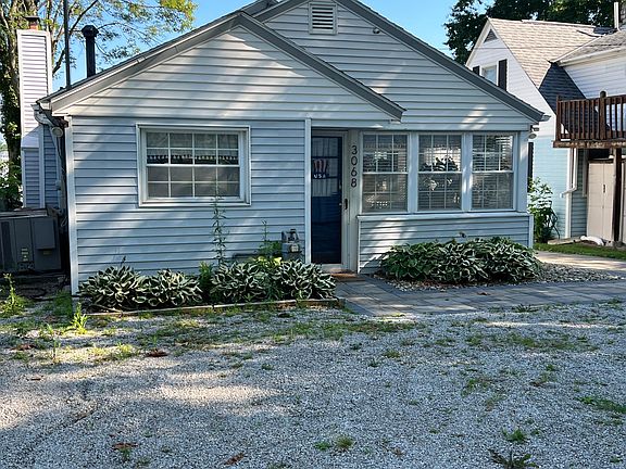 2nd image of 3068 Maple Ave NE