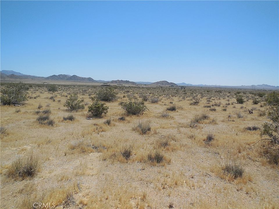 2nd image of 22000 Cattleman Rd