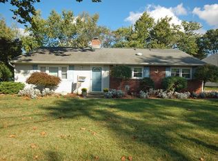 33 Stony Rd, Edison, NJ 08817