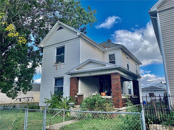 2nd image of 66 York Ave