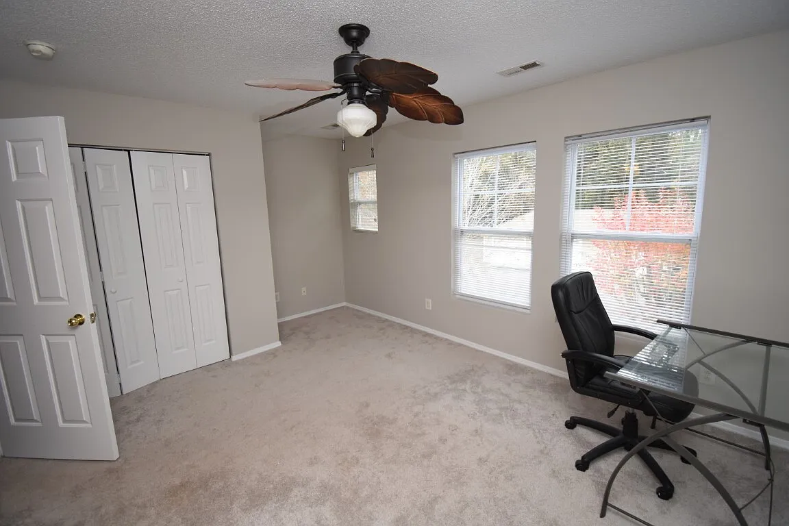 Building Photo - 306 Kiskadee Loop #E