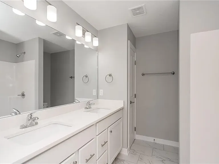 15316 Bellflower Ln — Photo 14