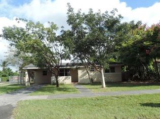 1611 NE 9th St, Homestead, FL 33033