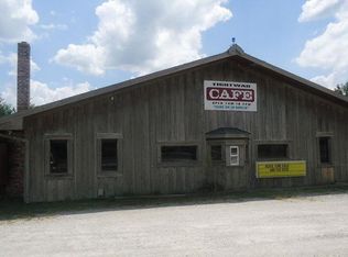 1142 SE Hwy 7, Clinton, MO 64735
