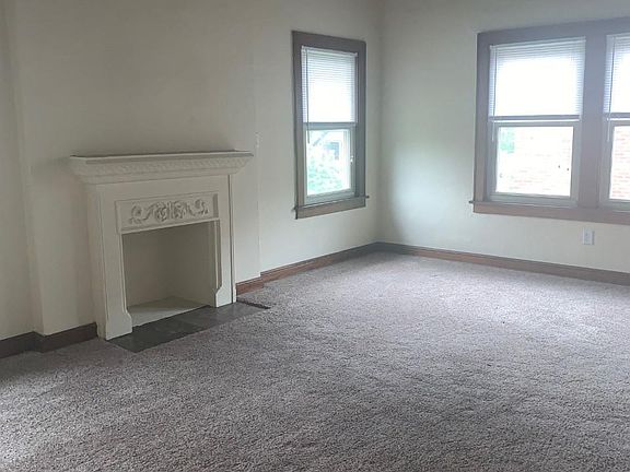 2nd image of 1654 Glenn Ave APT D