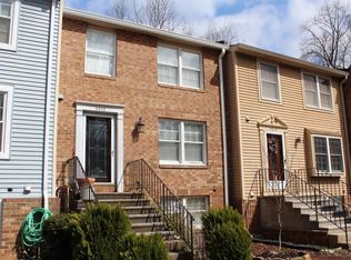 9826 Gabon Ct, Burke, VA 22015