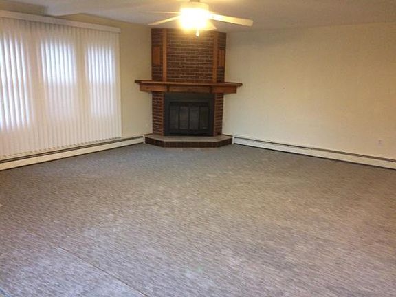 5th image of 9153 N Lincoln Ave