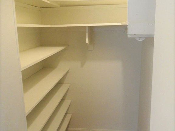 5th image of 310 W 47th St APT 7B
