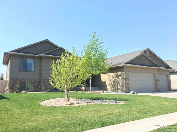 3721 E Steeple St, Sioux Falls, SD 57103