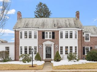 4 William St, Andover, MA 01810