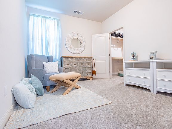 5th image of 3414 W Milan #Flsifo