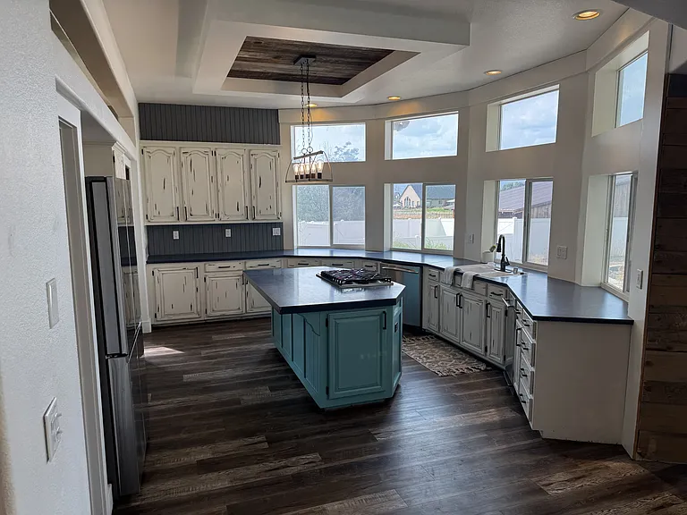 3171 E Horse Thief Dr — Photo 6