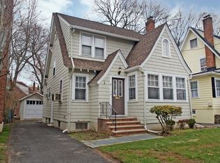 9 S Pierson Rd, Maplewood, NJ 07040