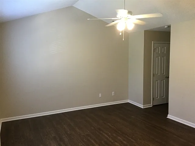 3012 Wyntree Ct — Photo 13