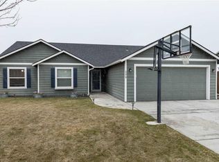 5278 Pinehurst St, West Richland, WA 99353