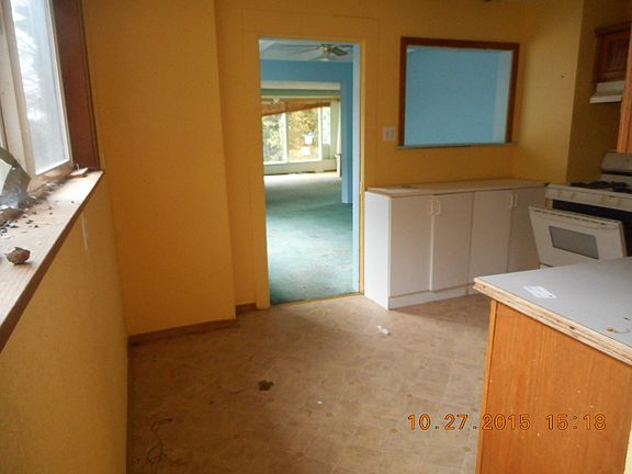 4th image of 714 Stewart Blvd
