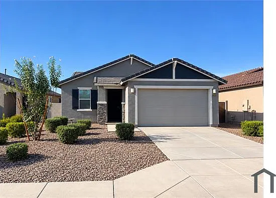 4156 E Haley Dr