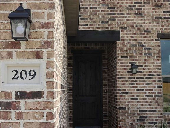 2nd image of 209 Mandavilla Way