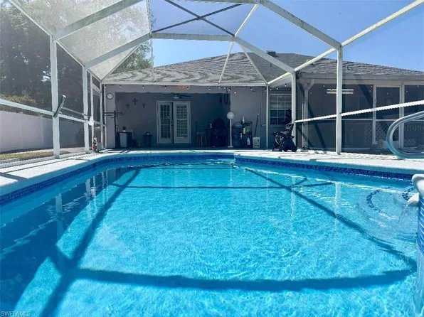 5831 Dogwood WAY, NAPLES, FL 34116