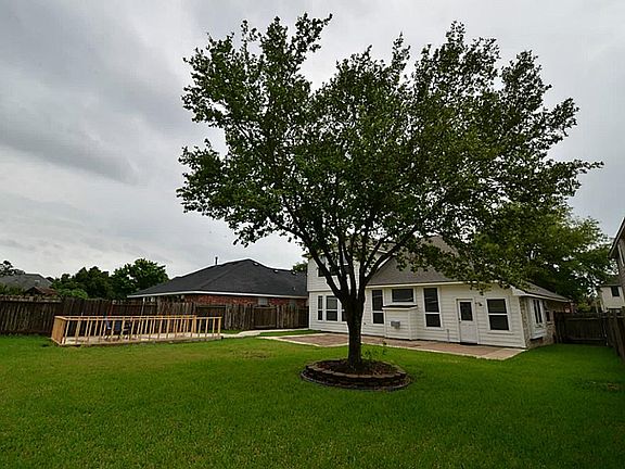 3rd image of 20230 Black Canyon Dr
