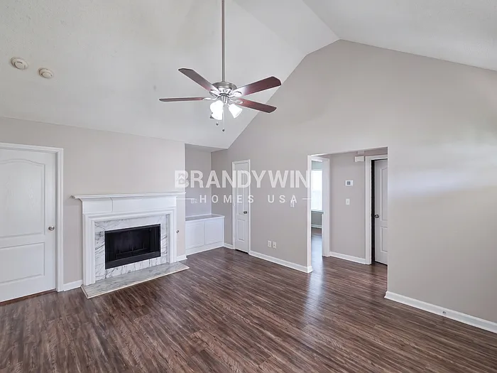 406 Sunny Field Ct — Photo 4