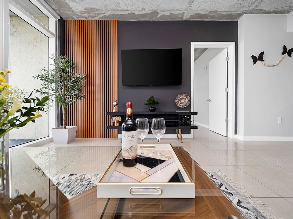 1st image of 3250 NE 1st Ave APT 806