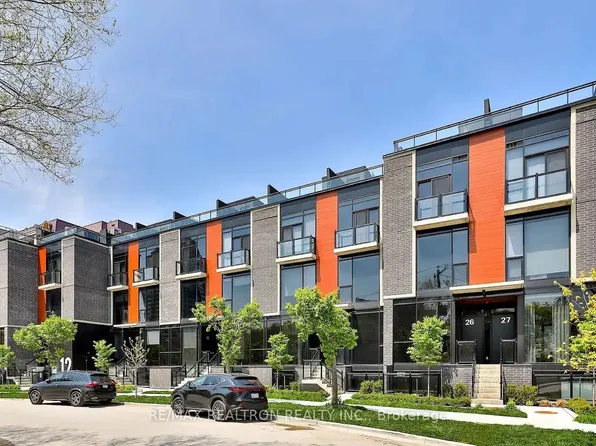 12 Dervock Cres #16, Toronto, ON M2K 1A7
