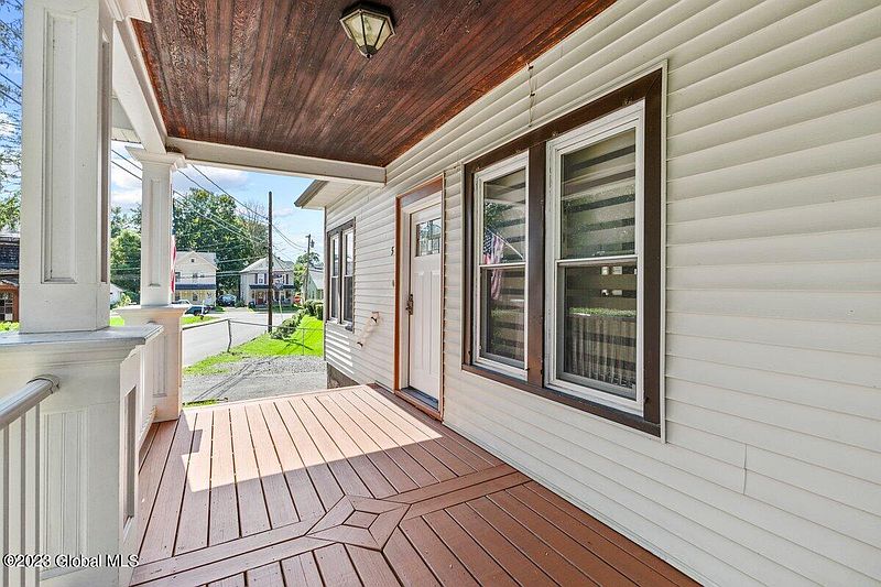 3rd image of 5 Palmer Street