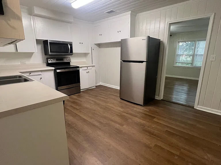 416 5th St SE — Photo 7