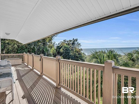 2nd image of 4 Yacht Club Dr APT 52