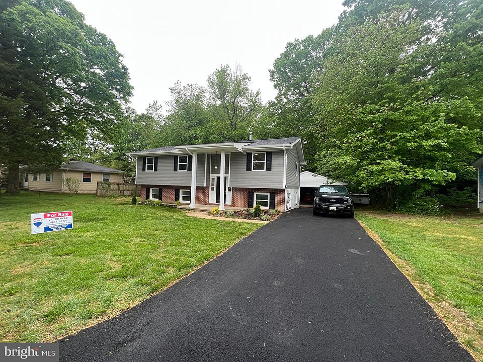 1st image of 22027 Spring Valley Dr
