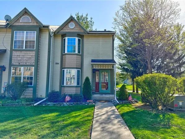 116 Commonwealth Dr, Bethlehem, PA 18020