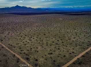 749 Torosa Topaz Rd, Adelanto, CA 92301