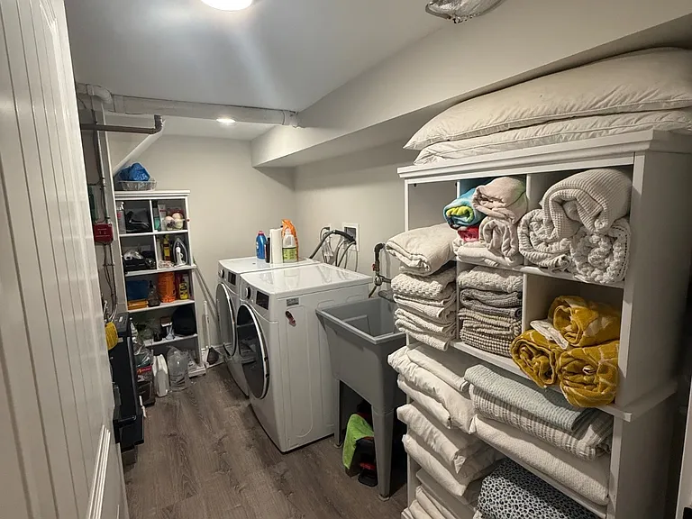 19 Lorraine Dr — Photo 10