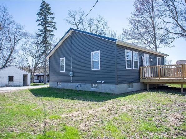4454 Eastland Ave, Louisville, OH 44641