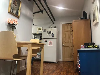 Rented by Realty 2000 Corp